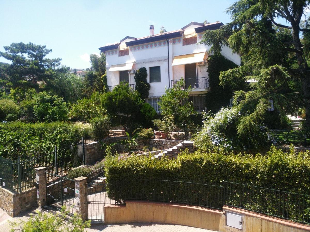 Casa Di Rossana Bed&Breakfast Sanremo Exteriér fotografie